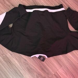 Black and White Sweatshirt